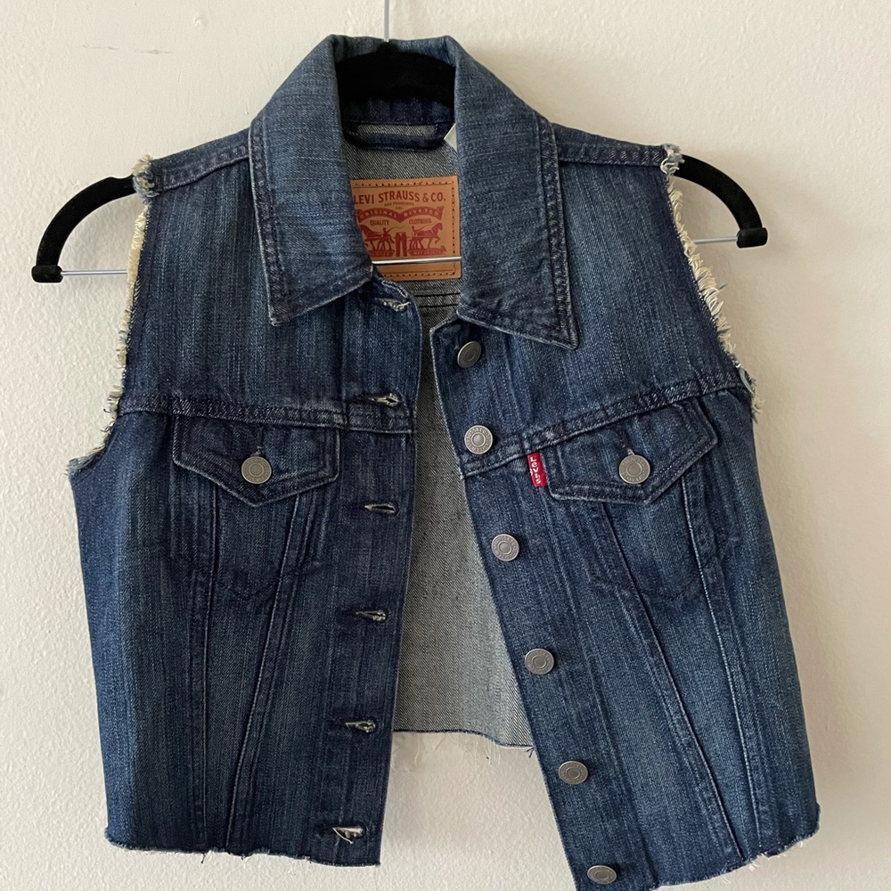 Levi’s Denim Cropped Vest